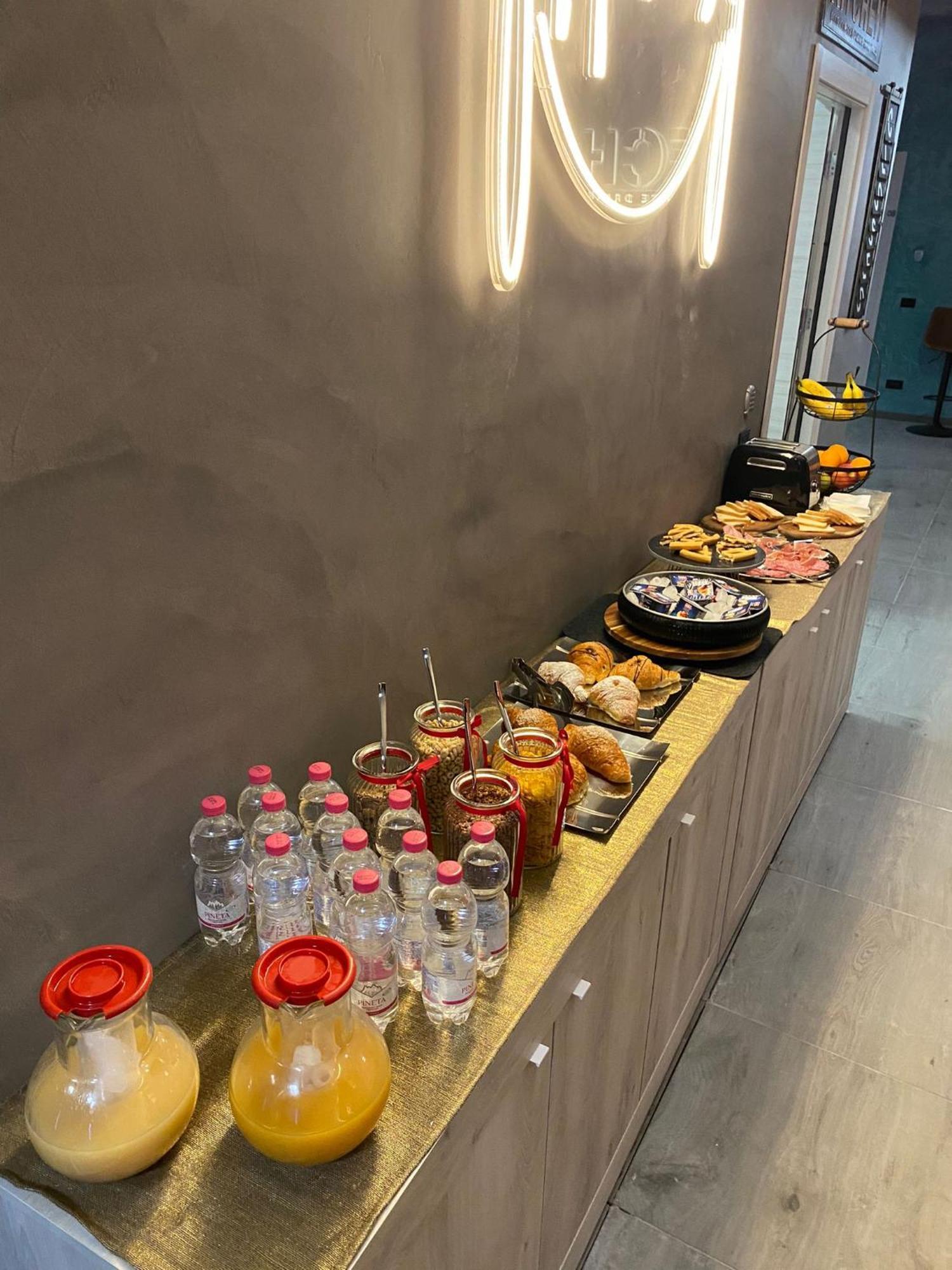 Hotel Tech 布热巴特 外观 照片